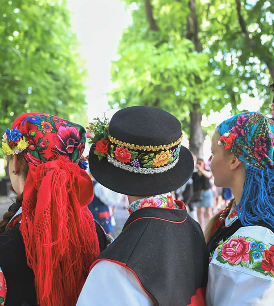 Traduzione e Folklore: come portare le tradizioni oltre i&nbsp;confini